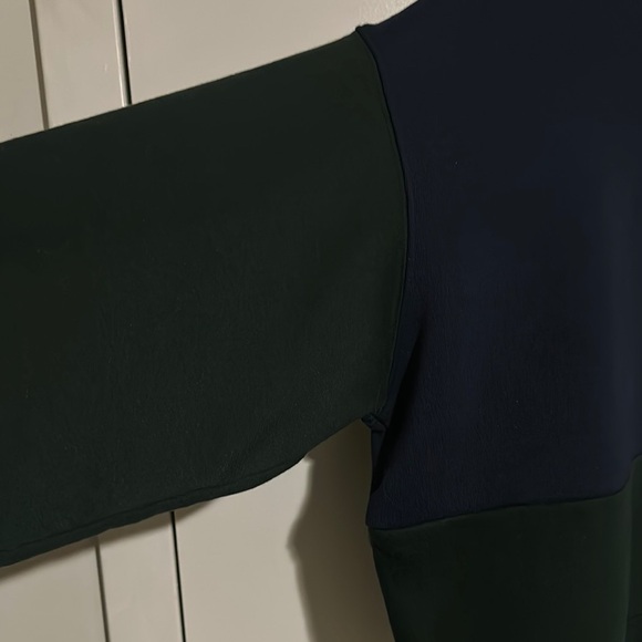 COLUMBIA | Green and Blue Color Block Crop Boxy Sweatshirt 1938 Sportswear - Picture 5 of 13